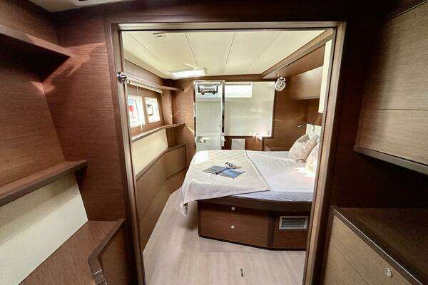 Lagoon 52F Yacht For Sale