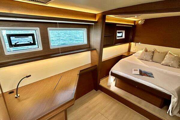 Lagoon 52F Yacht For Sale