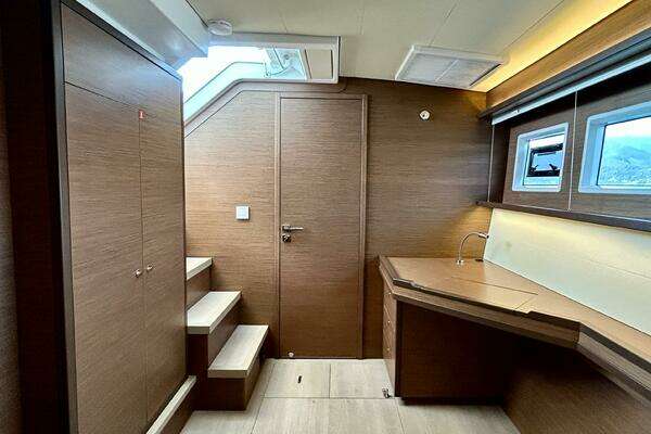 Lagoon 52F Yacht For Sale