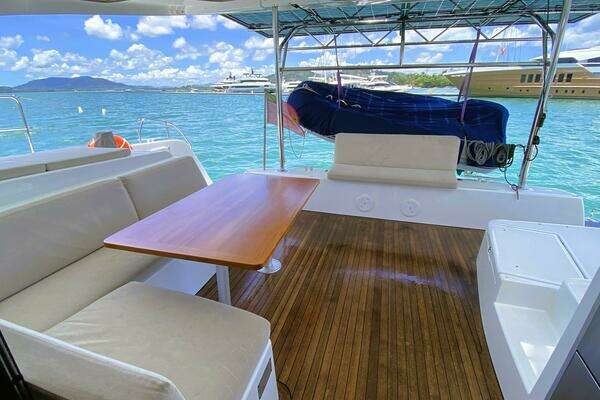 Lagoon 42 Yacht For Sale