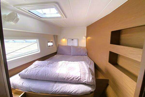 Lagoon 42 Yacht For Sale