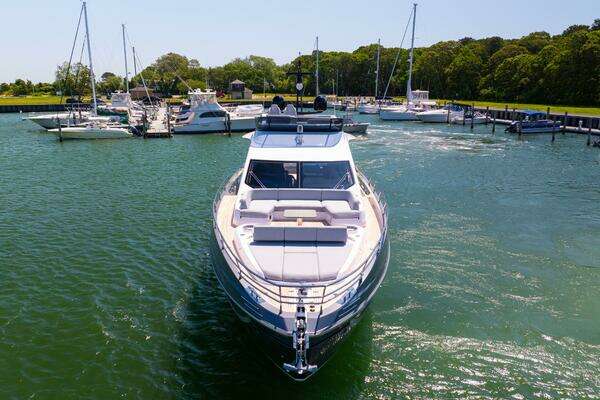 Azimut S7 Yacht For Sale