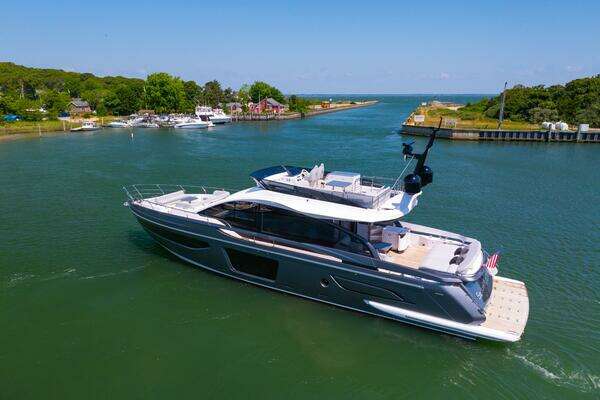 Azimut S7 Yacht For Sale