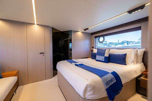 Azimut S7 Yacht For Sale