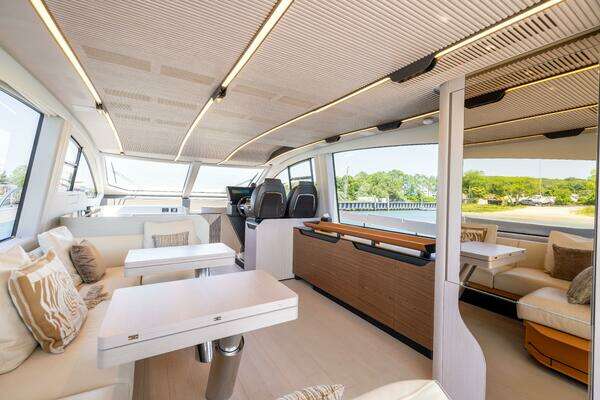 Azimut S7 Yacht For Sale