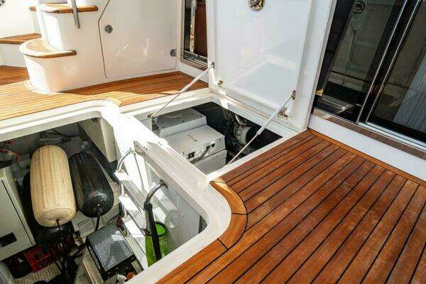 Princess 58 Flybridge Yacht For Sale