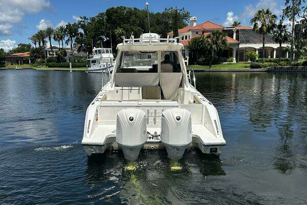Pursuit OS325 Offshore Yacht For Sale