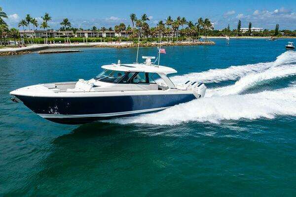 Tiara Yachts 48 LS Yacht For Sale