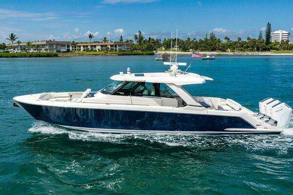 Tiara Yachts 48 LS Yacht For Sale