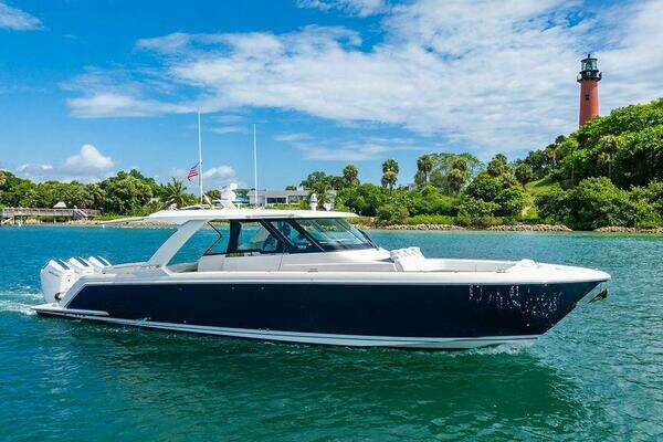 2025 Tiara Yachts 48