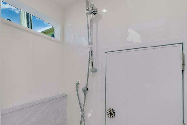 Valhalla Boatworks V-46 Yacht For Sale