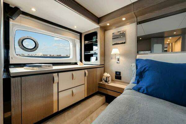 Azimut Magellano 66 Yacht For Sale