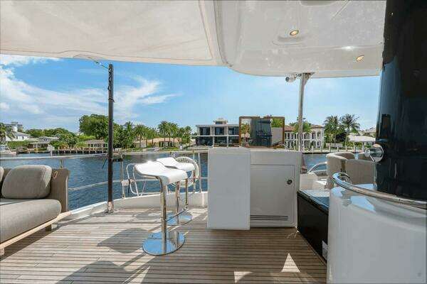 Azimut Magellano 66 Yacht For Sale