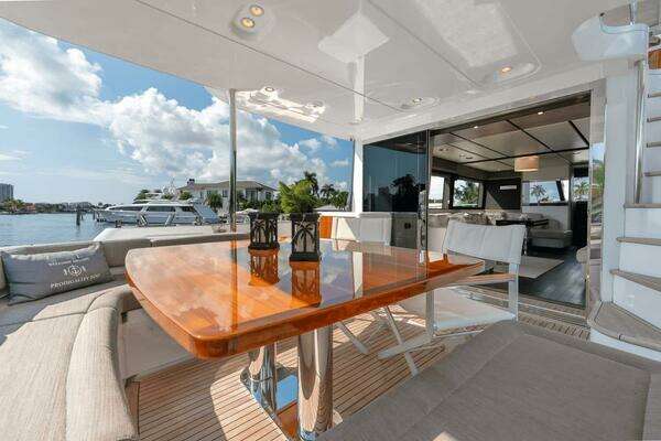 Azimut Magellano 66 Yacht For Sale
