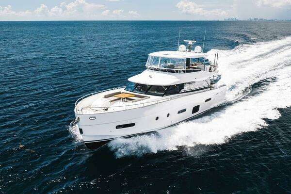 Azimut Magellano 66 Yacht For Sale