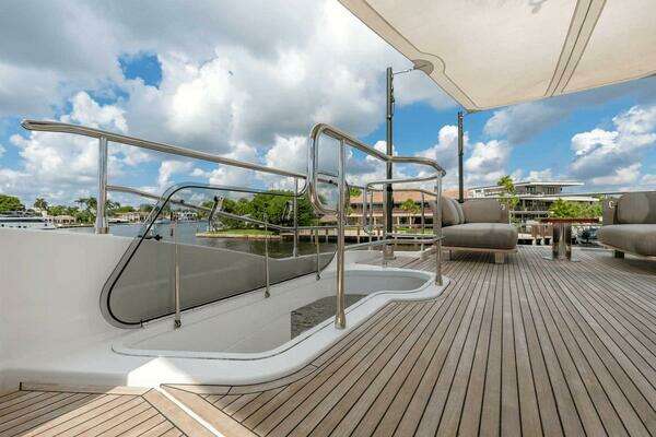Azimut Magellano 66 Yacht For Sale