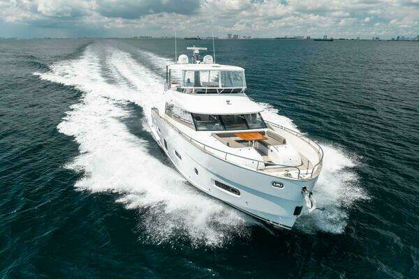 Azimut Magellano 66 Yacht For Sale