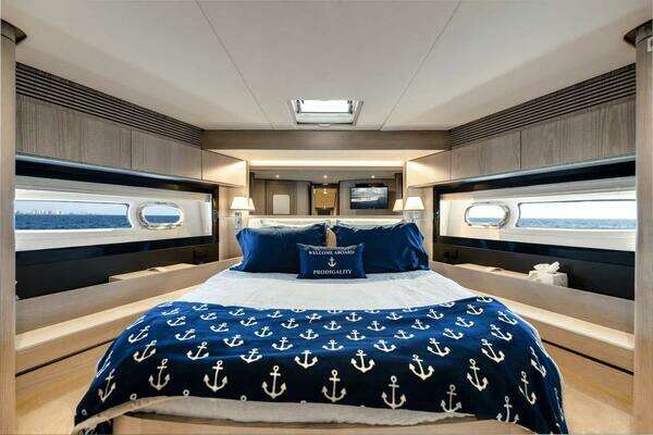 Azimut Magellano 66 Yacht For Sale