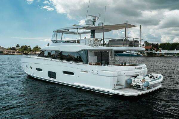 Azimut Magellano 66 Yacht For Sale