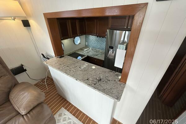 37' Great Harbour salon-galley pass-thru