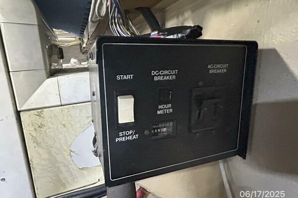 37' Great Harbour generator panel