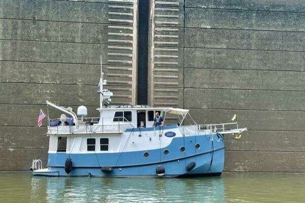 Great Harbour GH37 Yacht For Sale