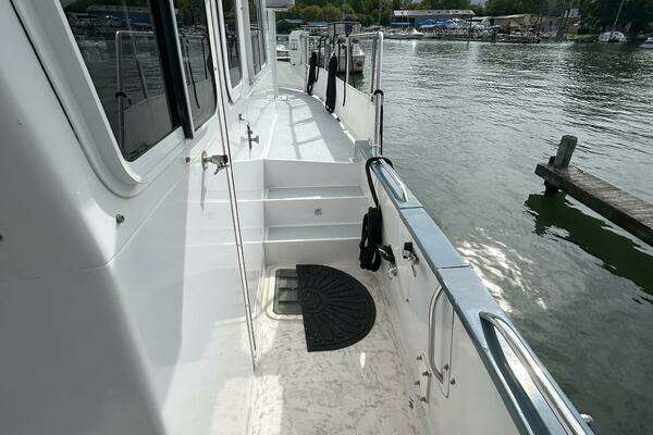 Great Harbour GH37 Yacht For Sale