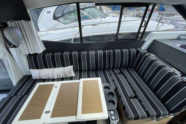 Jeanneau NC 37 Yacht For Sale