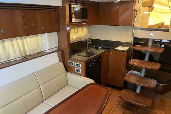 Photo of the 2014 Sea Ray 350 Sundancer "Just Plane Fun"