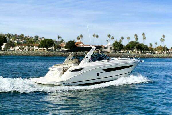 Sea Ray 350 Sundancer Yacht For Sale