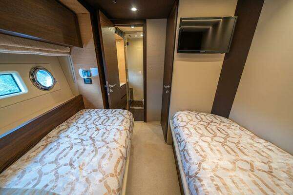 Azimut 72 Fly Yacht For Sale