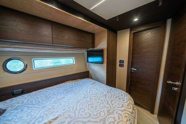 Azimut 72 Fly Yacht For Sale