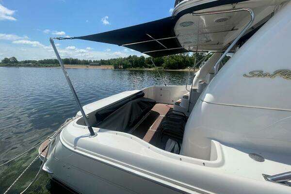Sea Ray 480 Sedan Bridge Yacht For Sale