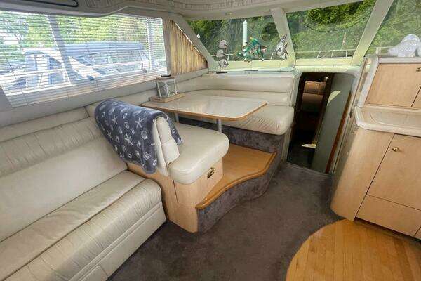 Sea Ray 480 Sedan Bridge Yacht For Sale