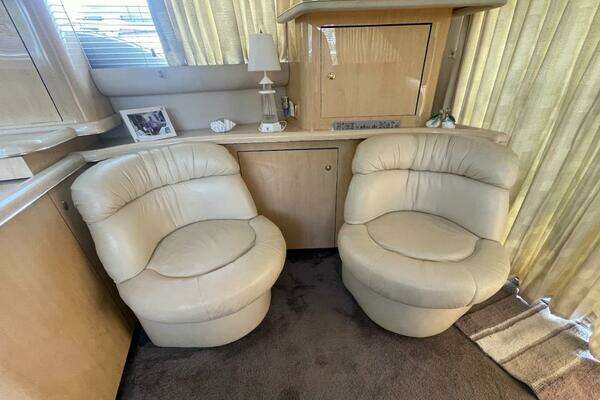 Sea Ray 480 Sedan Bridge Yacht For Sale
