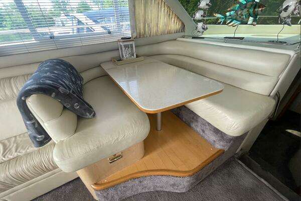 Sea Ray 480 Sedan Bridge Yacht For Sale