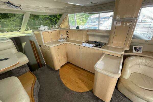 Sea Ray 480 Sedan Bridge Yacht For Sale