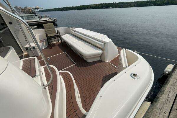 Sea Ray 480 Sedan Bridge Yacht For Sale