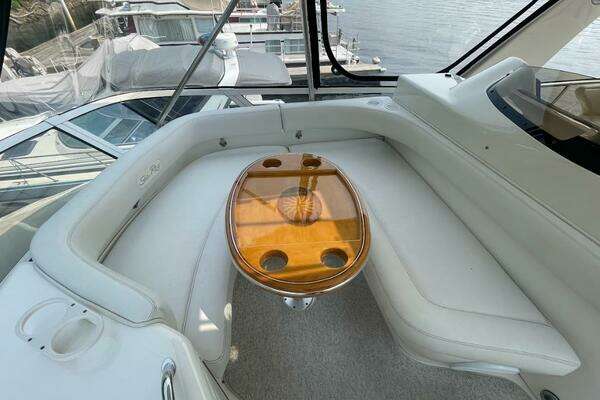 Sea Ray 480 Sedan Bridge Yacht For Sale