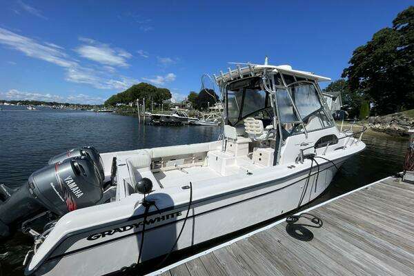 Photo of the 2001 Grady-White 282 Sailfish