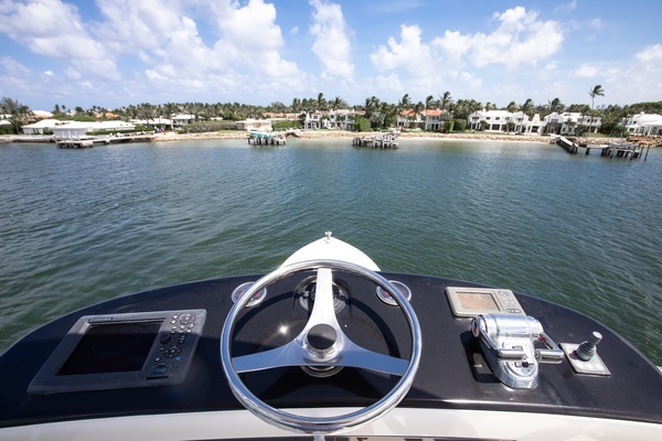 2010 Viking 82