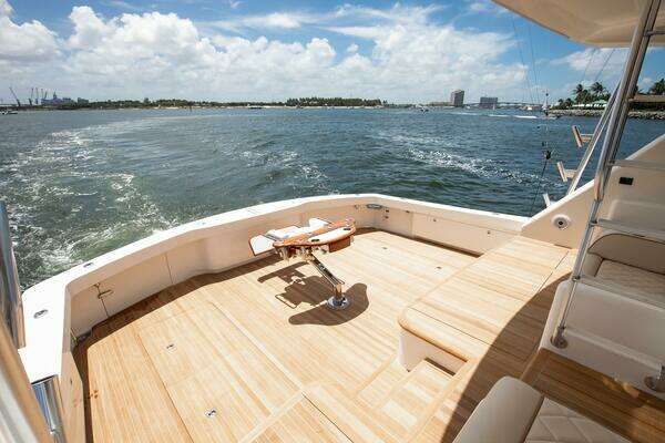 Viking 82 Convertible Yacht For Sale