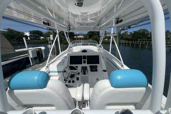 Intrepid 327 Cuddy Yacht For Sale