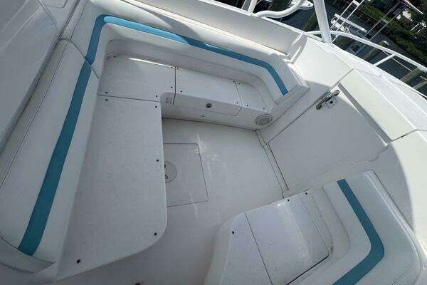 Intrepid 327 Cuddy Yacht For Sale