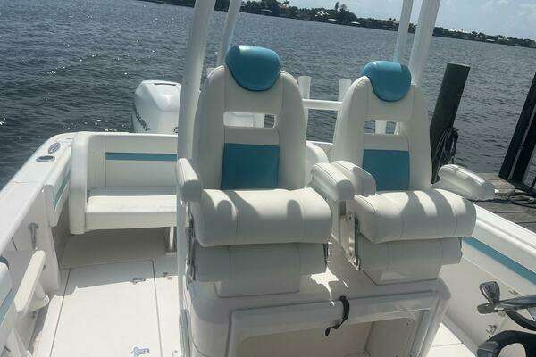 Intrepid 327 Cuddy Yacht For Sale