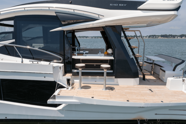 Galeon 510 SKY Yacht For Sale