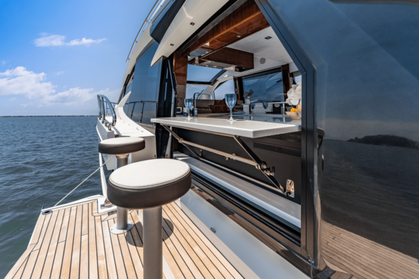 Galeon 510 SKY Yacht For Sale