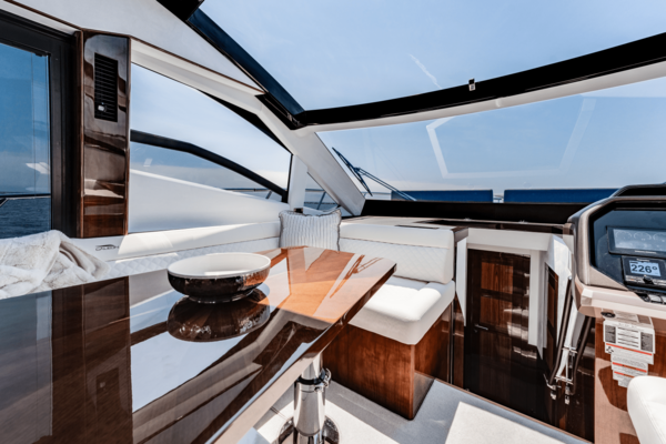 Galeon 510 SKY Yacht For Sale