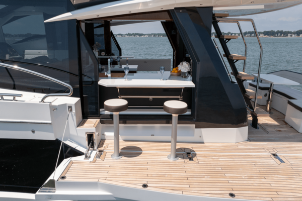 Galeon 510 SKY Yacht For Sale