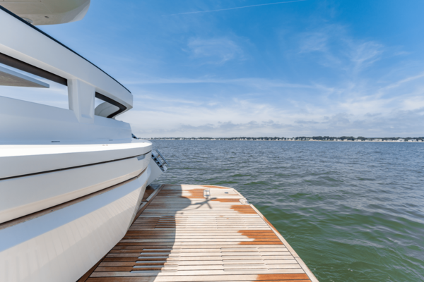 Galeon 510 SKY Yacht For Sale